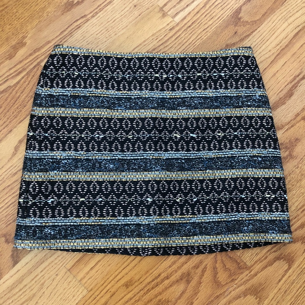 Alice + Olivia Patterned Skirt - size 2